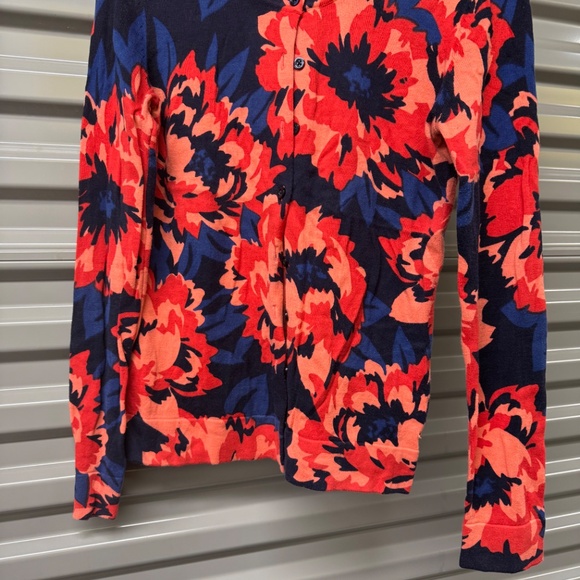 Sweater - Picture 3 of 5